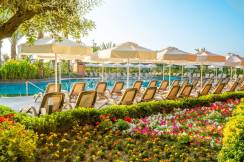 KIRMAN PREMIUM CALYPTUS RESORT-SPA Pools & Beach
